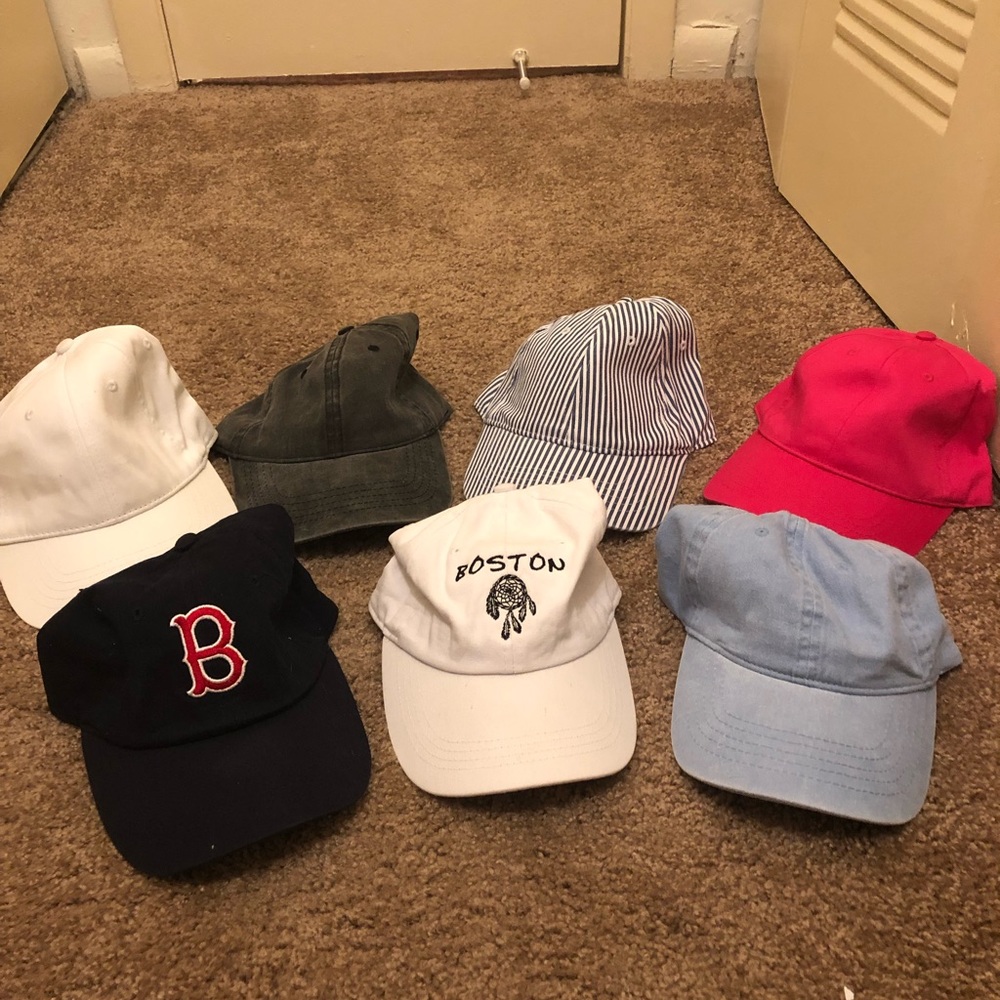 Lot of 7 hats